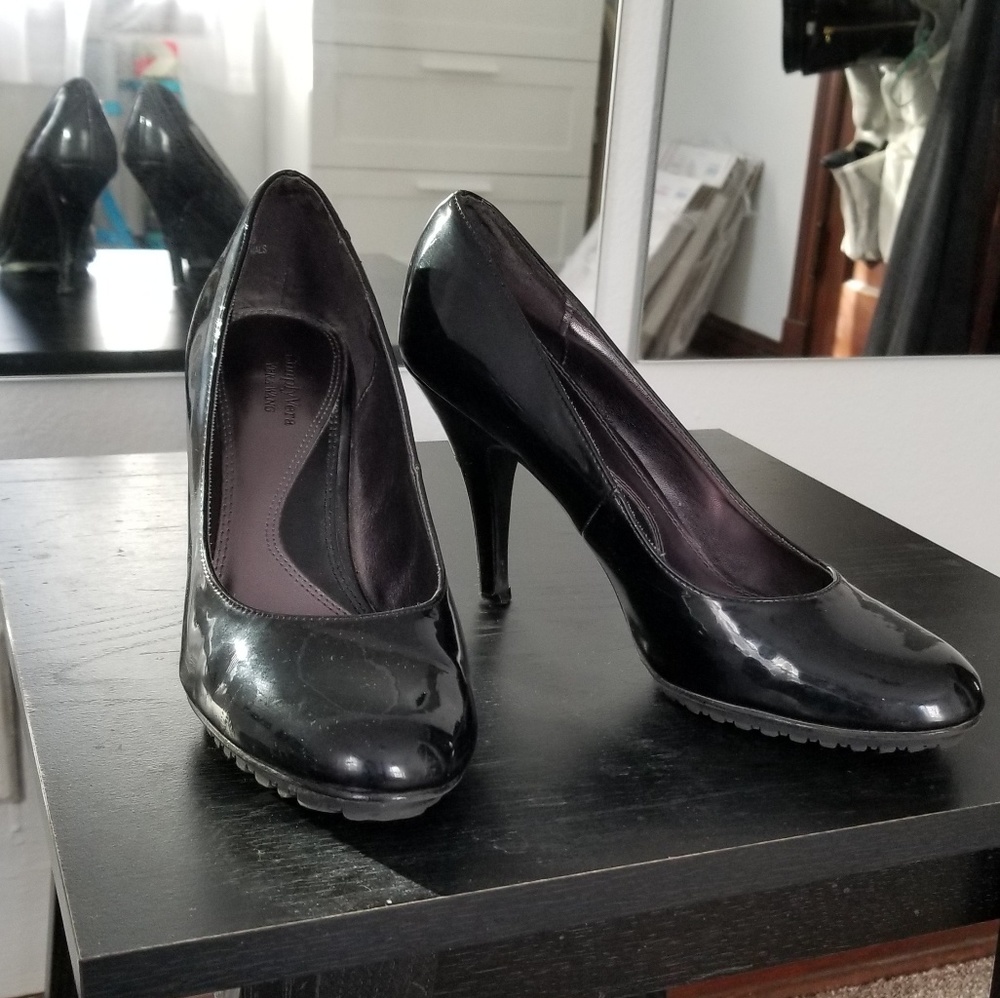 💵 Simply Vera by Vera Wang Black Heels